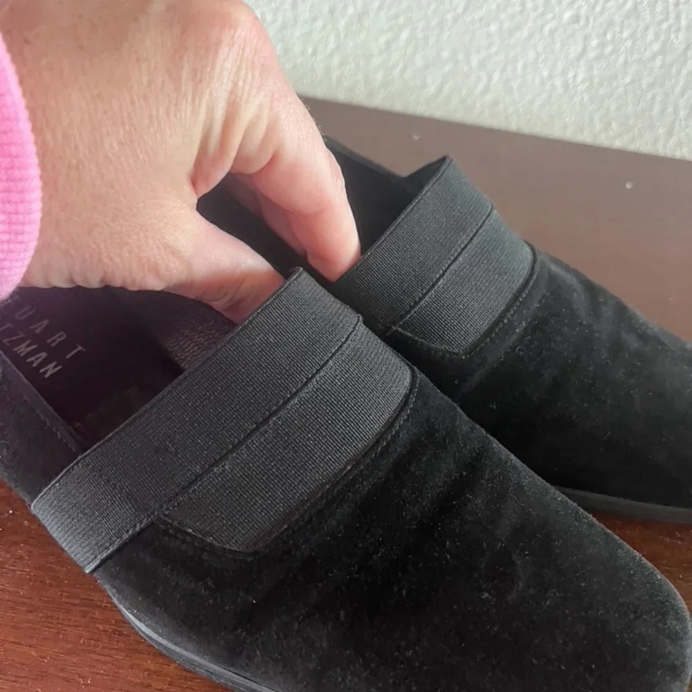 ** Stuart Weitzman Black Suede Loafers Shoes Slip On Black Low Heel Size 8